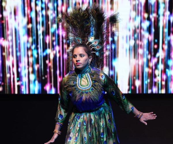 Visalatchi Mayil Attam peacock dance